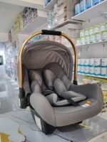 Luxury Gold Handle Carry Cot - Image 2